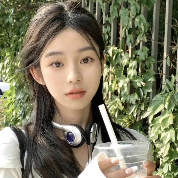 学苑春浓
